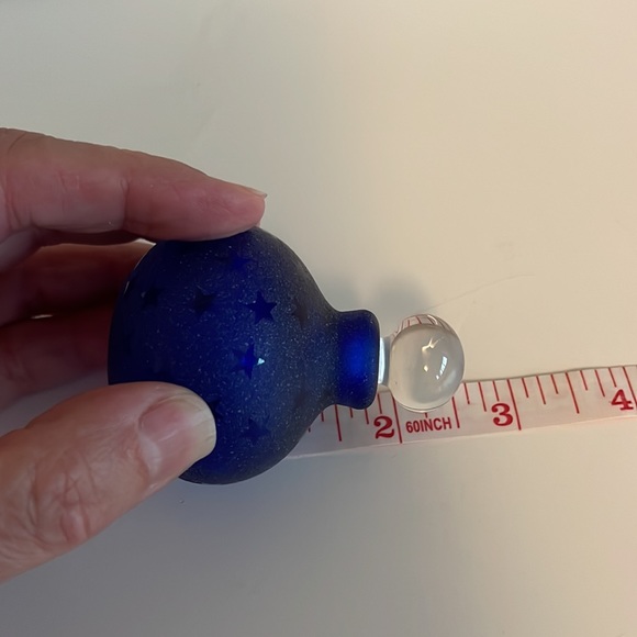 Beautiful perfume glass bottle. Blue with stars and clear glass stopper. - Picture 5 of 5